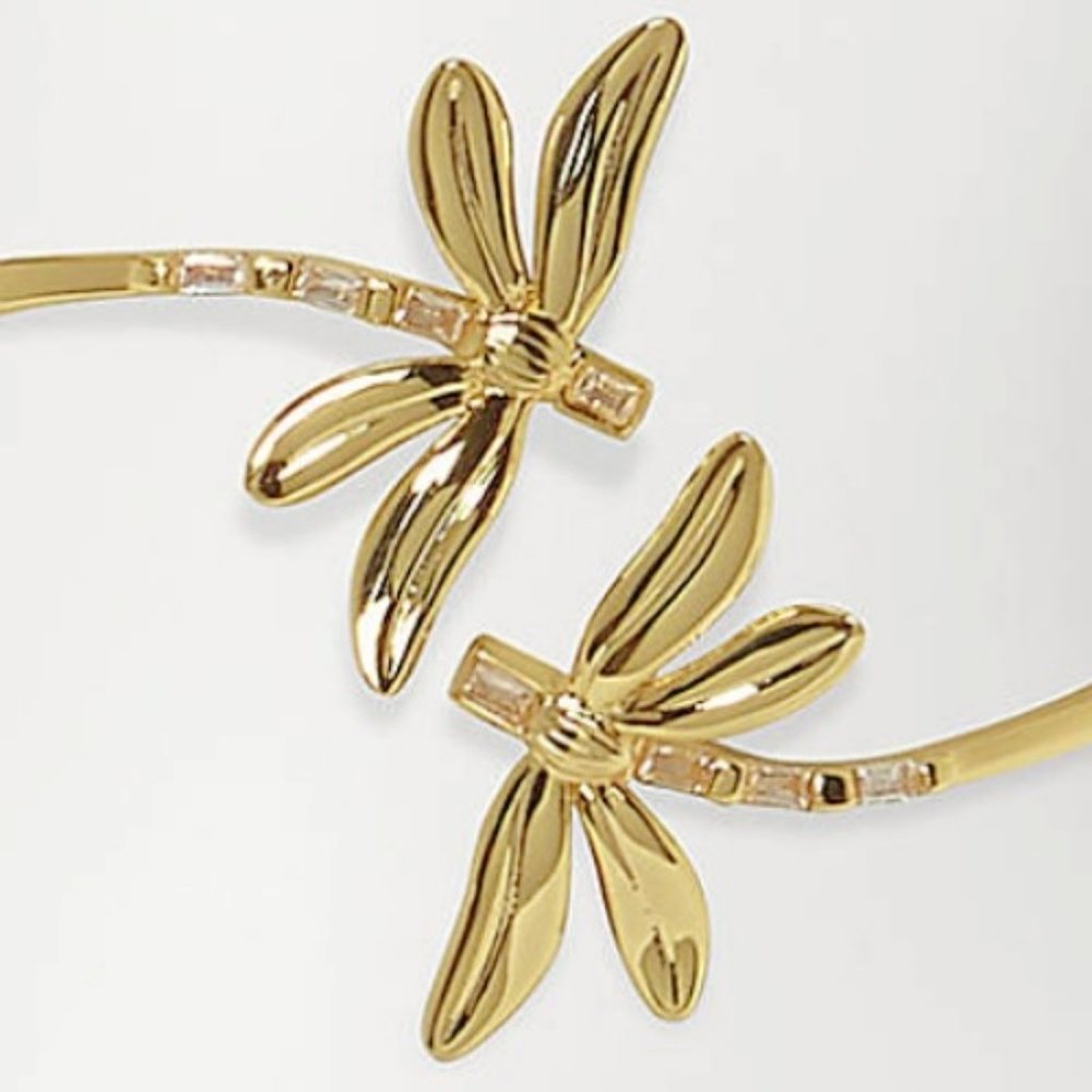 SOLD! ๐ Vince Camuto Dragonfly Necklace & Bracelet - Picture 9 of 10